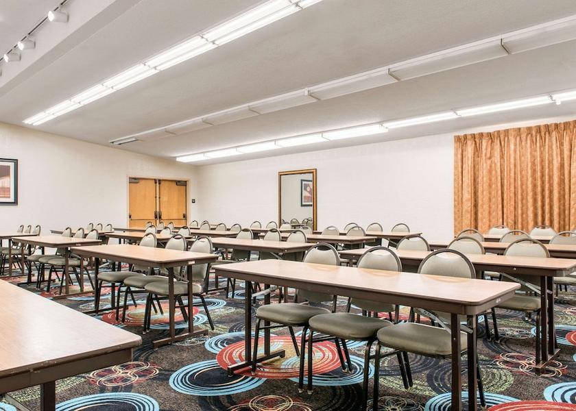 Ohio Miamisburg Meeting Room