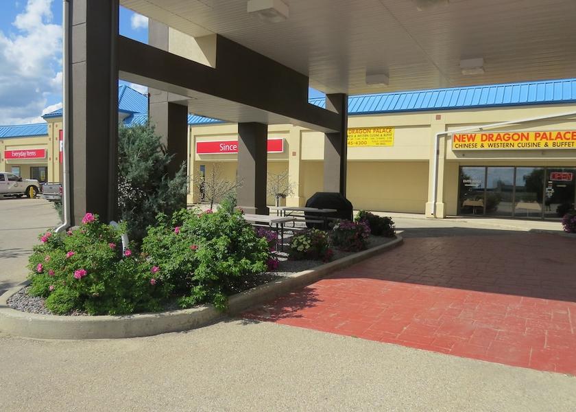 Alberta Rocky Mountain House Facade