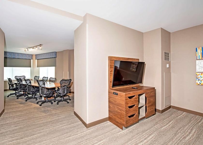 Ontario Ottawa Room