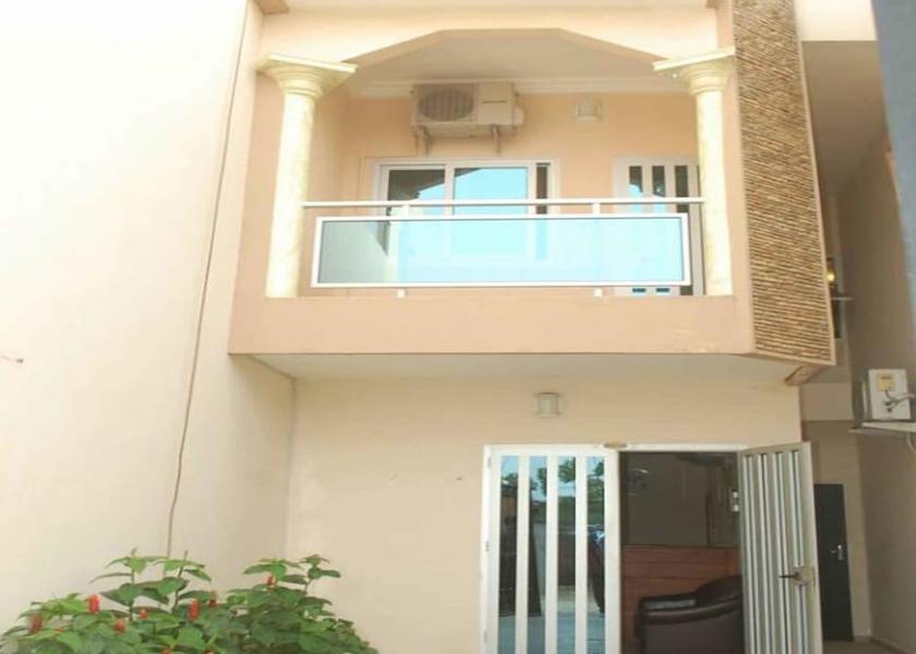  Cotonou Property entrance