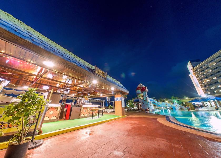  Saipan Pool Side Bar