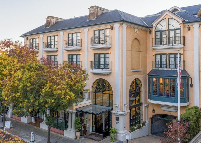 California Palo Alto Front of property