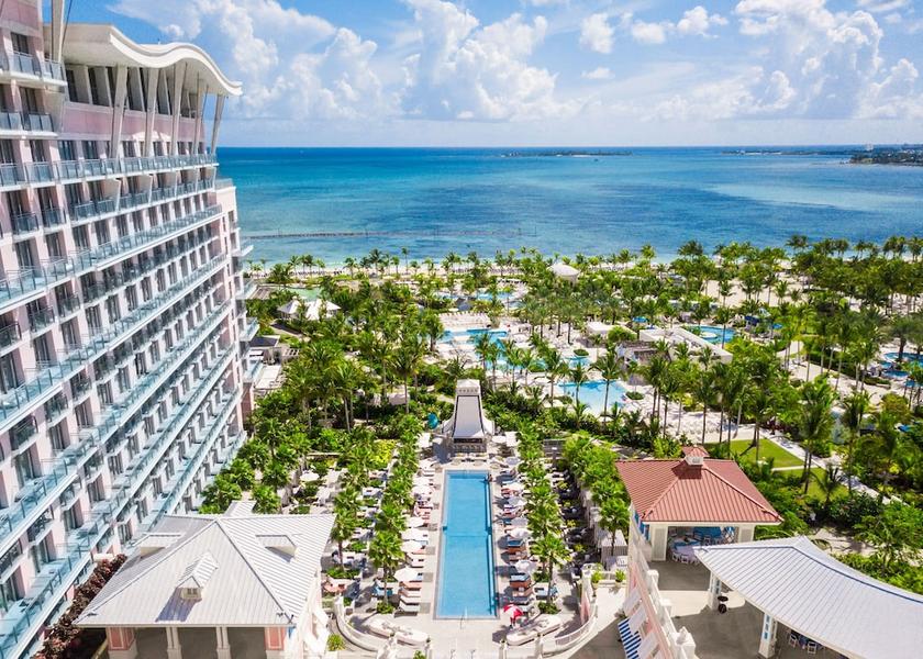  Nassau Exterior Detail