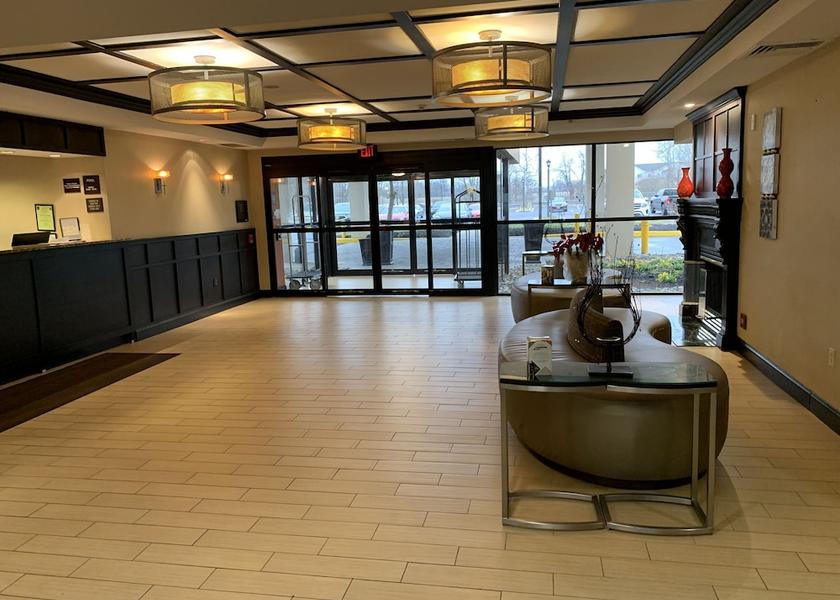 New Jersey Mount Holly Lobby