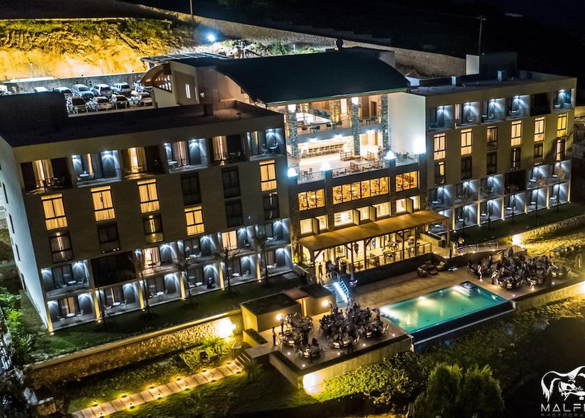 Nord Department Cap-Haitien Front of property - evening/night