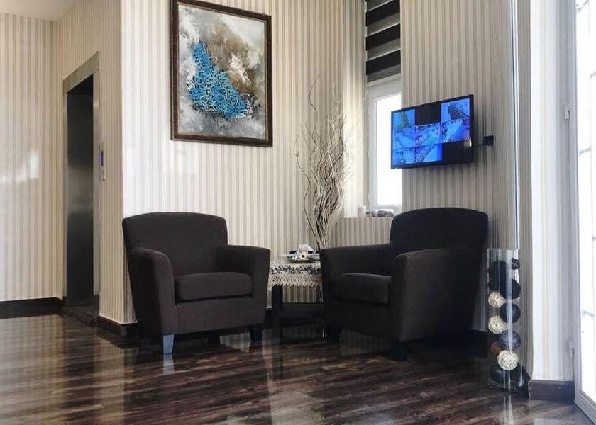  Amman Interior Entrance