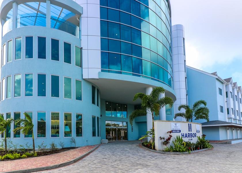  Gros Islet Facade