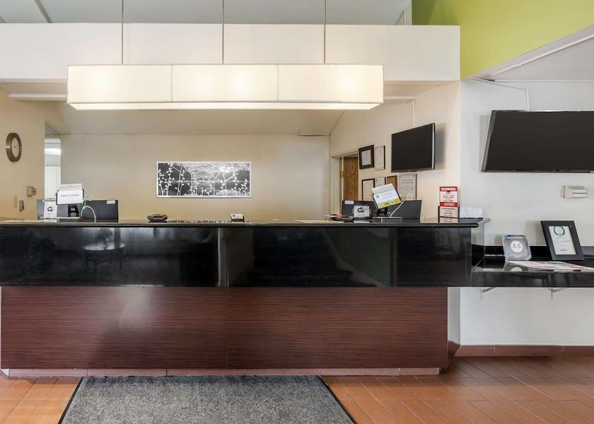 Washington SeaTac Lobby