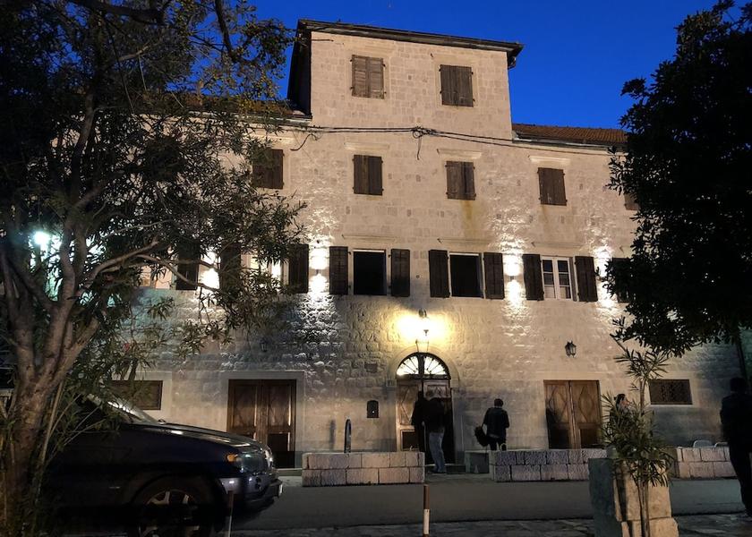  Kotor Facade