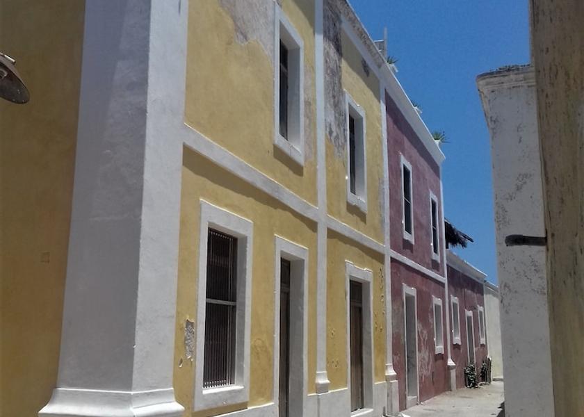  Mozambique Island Exterior Detail