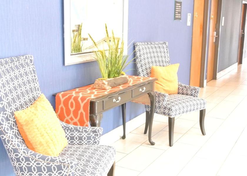 Kentucky Lexington Lobby sitting area