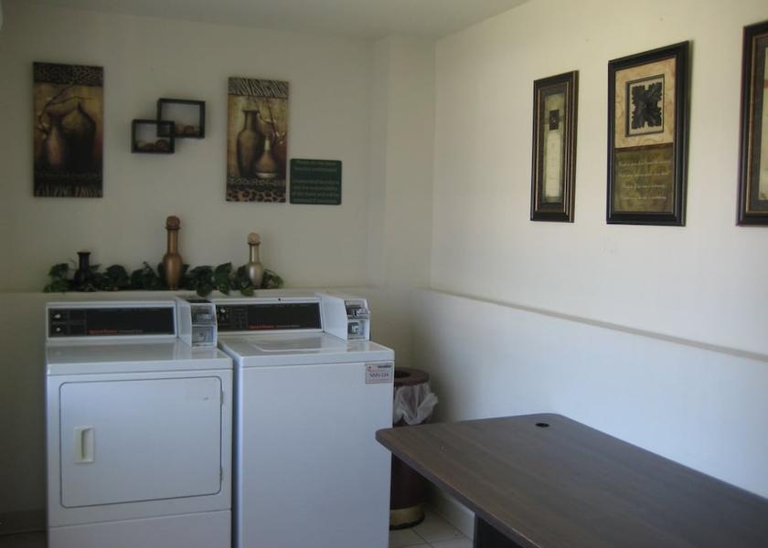 Kentucky Lexington Laundry room