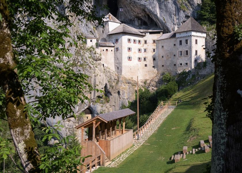  Postojna Aerial view