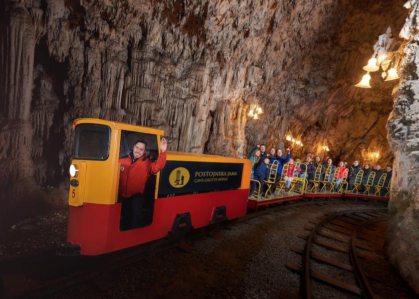  Postojna Amenity