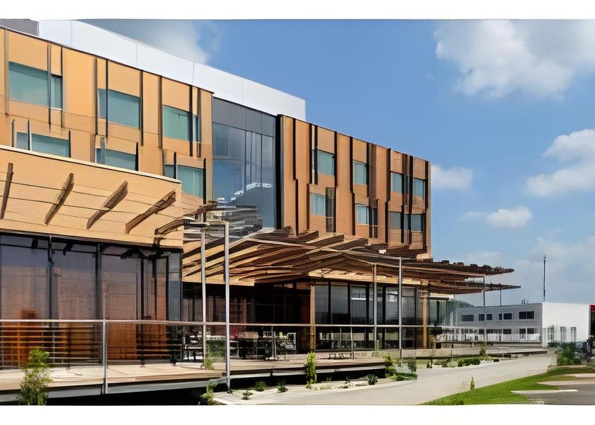  Sezana exterior view