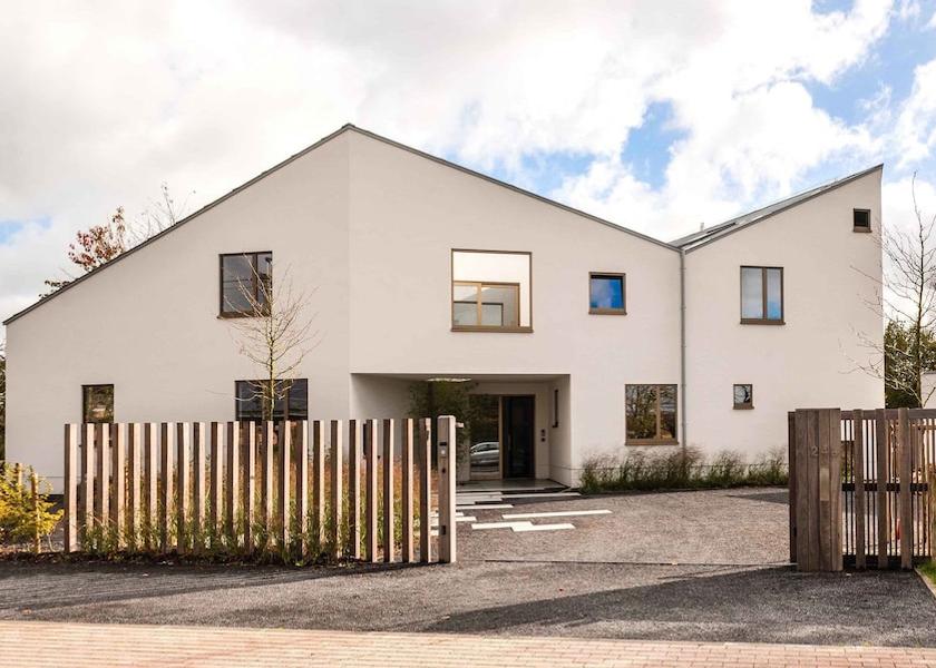 Walloon Region Mont-Saint-Guibert Facade