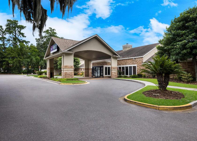 Georgia Savannah exterior view