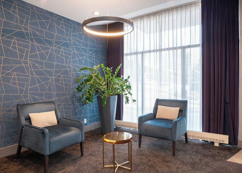 Quebec Longueuil Lobby