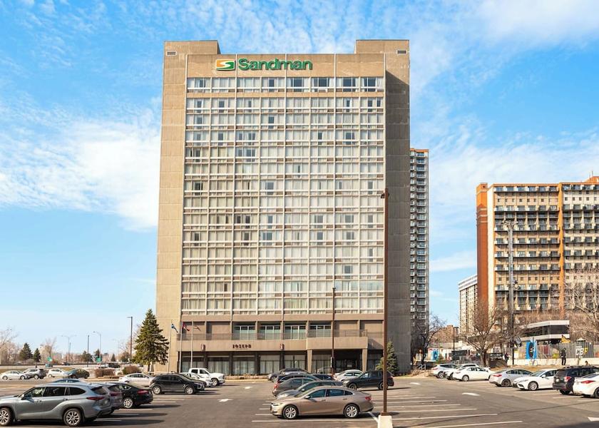 Quebec Longueuil Exterior Detail