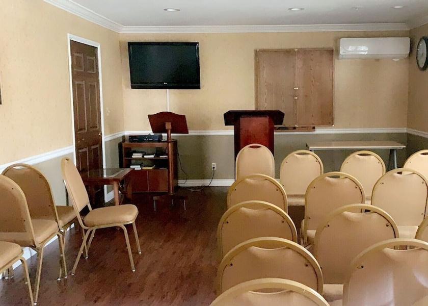 California Buena Park Meeting Room