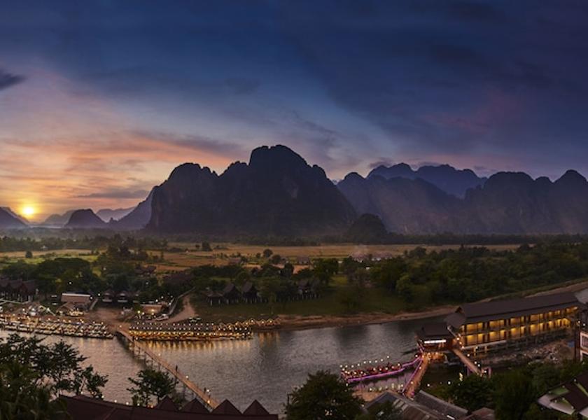  Vang Vieng Exterior Detail