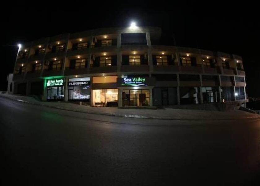  Halat Facade