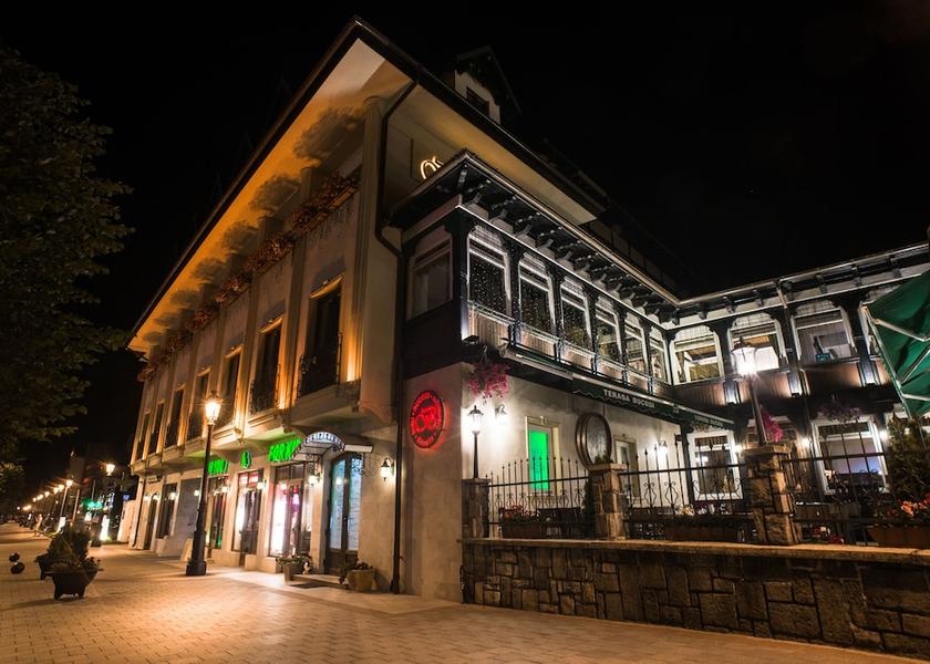 Prahova County Sinaia Front of property - evening/night