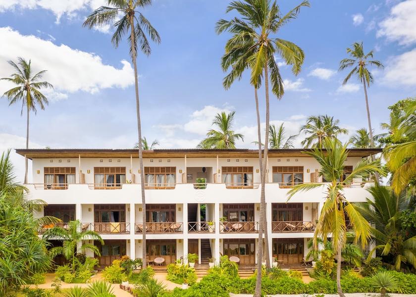  Matemwe Front of property