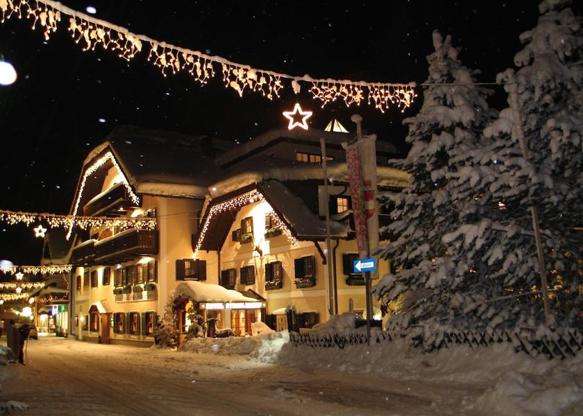Salzburg (state) Strobl Facade