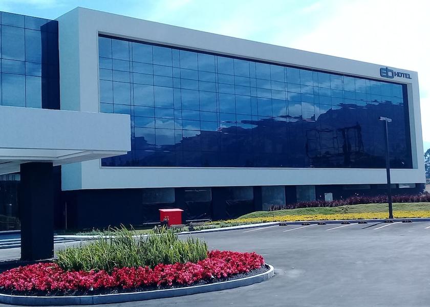 Pichincha Tababela Property entrance
