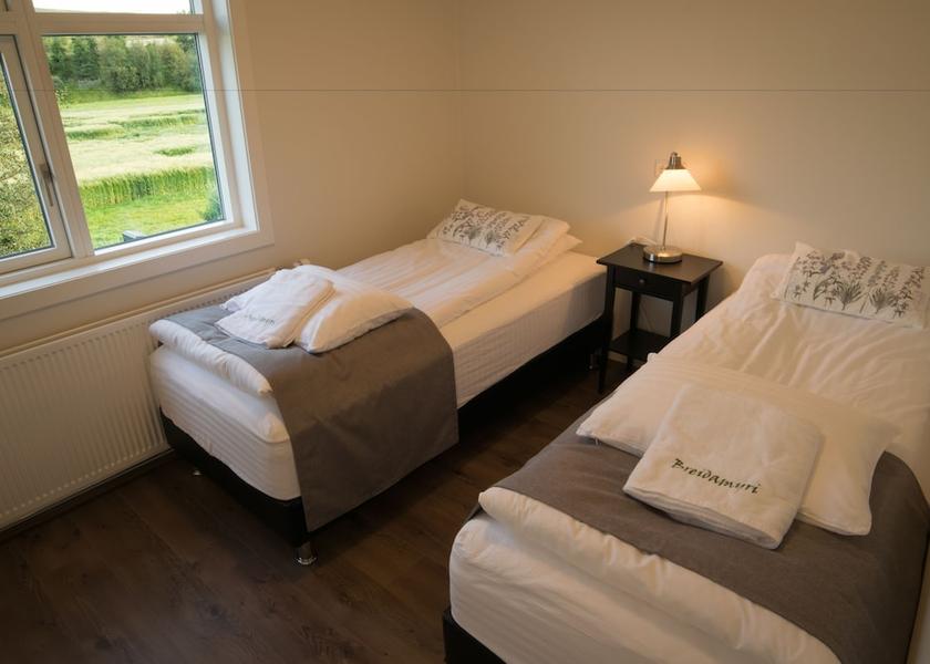 Northeast Region Laugar Room