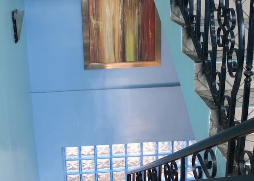  Adenta Staircase