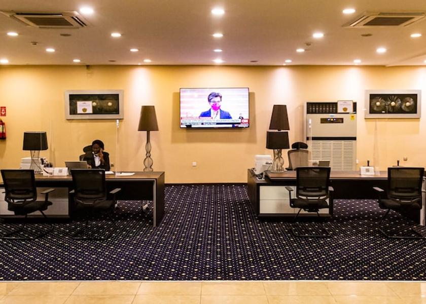  Accra Lobby sitting area