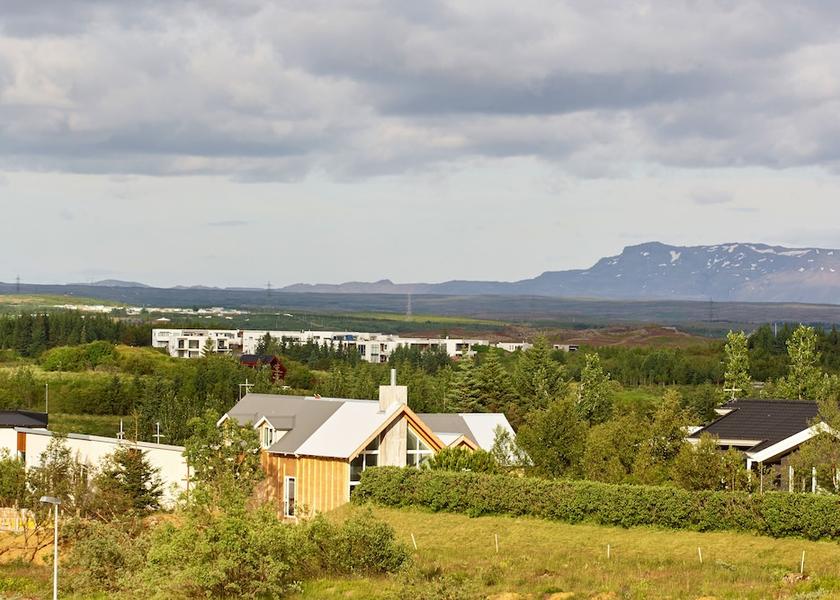 Southern Peninsula Kopavogur Mountain View