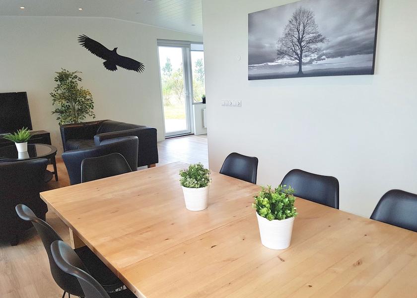 Western Region Hjardarfell In-Room Dining