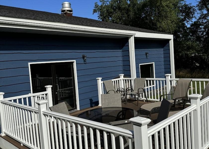 Wisconsin New Richmond Terrace