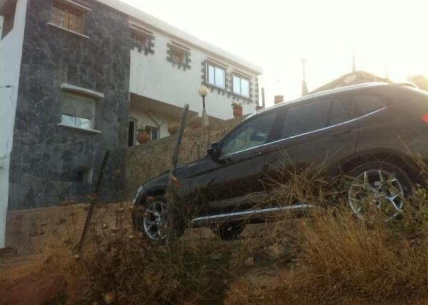  Zaouia Ben Smine Exterior Detail