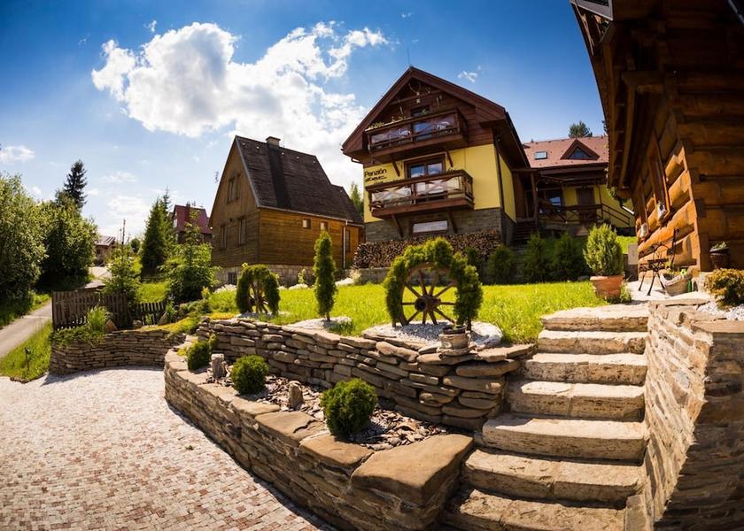  Vyšné Ružbachy Exterior Detail