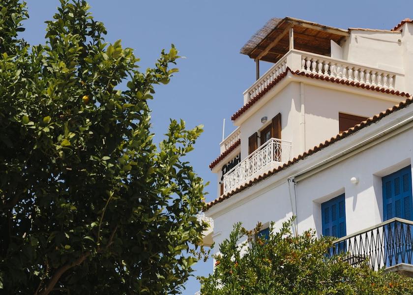 Attica Poros Exterior