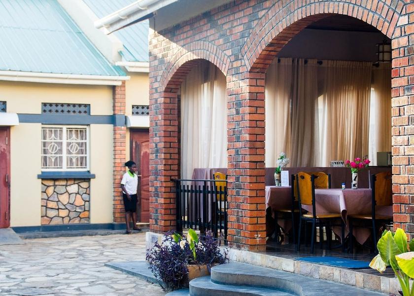  Nebbi Exterior Detail