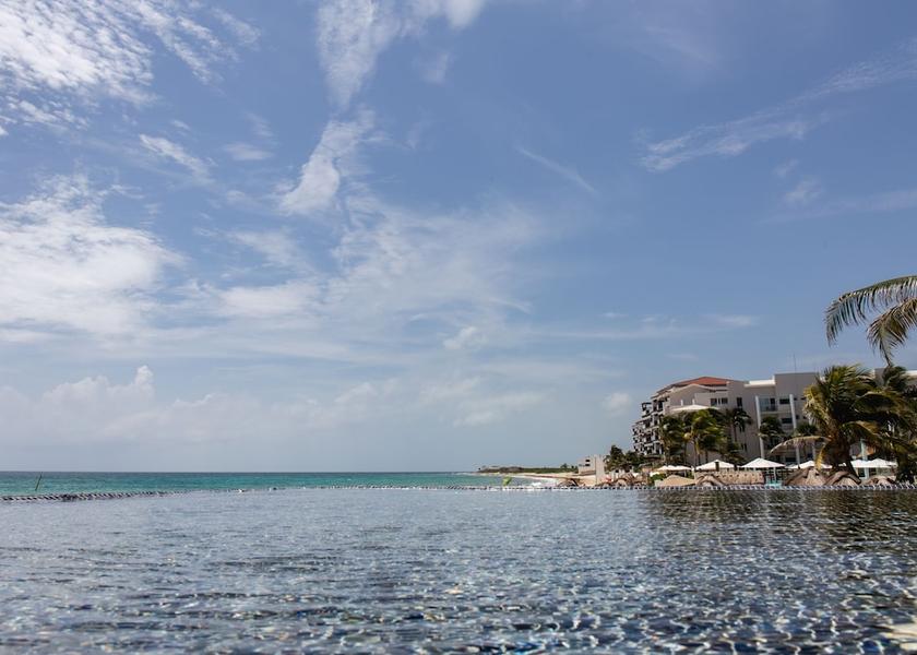 Quintana Roo Puerto Morelos Beach