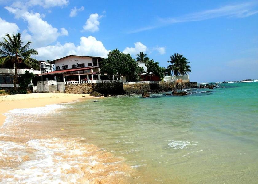 Southern Province Unawatuna Front of property