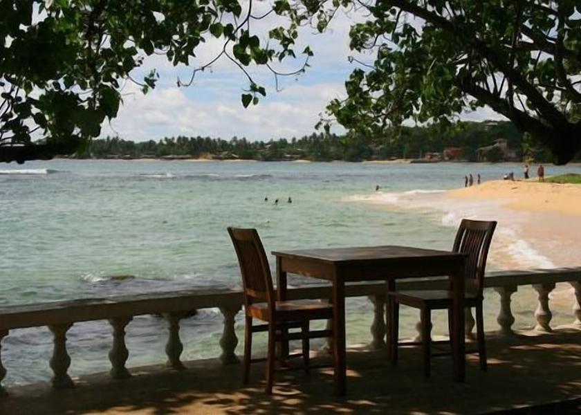 Southern Province Unawatuna Couples dining