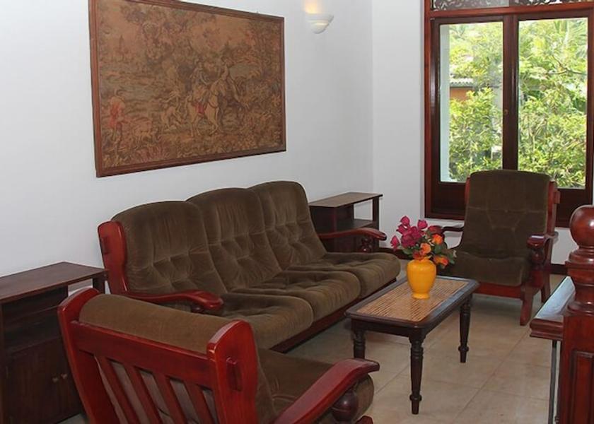 Galle District Elpitiya Interior Entrance