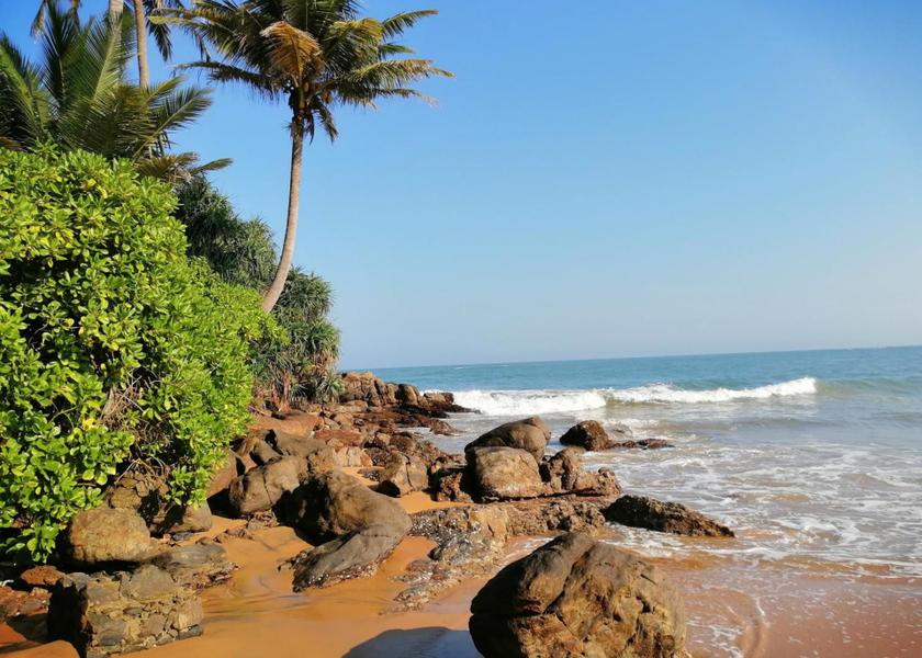 Western Province Mount Lavinia Beach