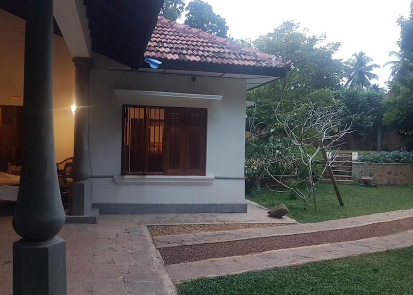 Galle District Induruwa Terrace