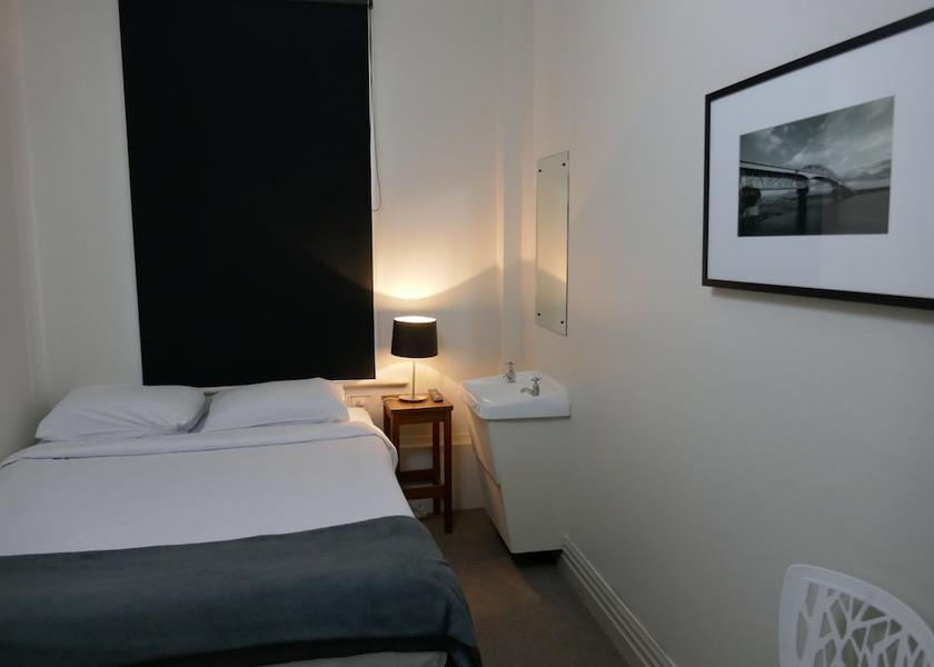 Auckland Region Auckland Room