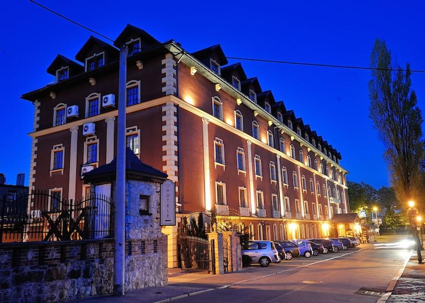 Silesian Voivodeship Chorzow Front of property - evening/night