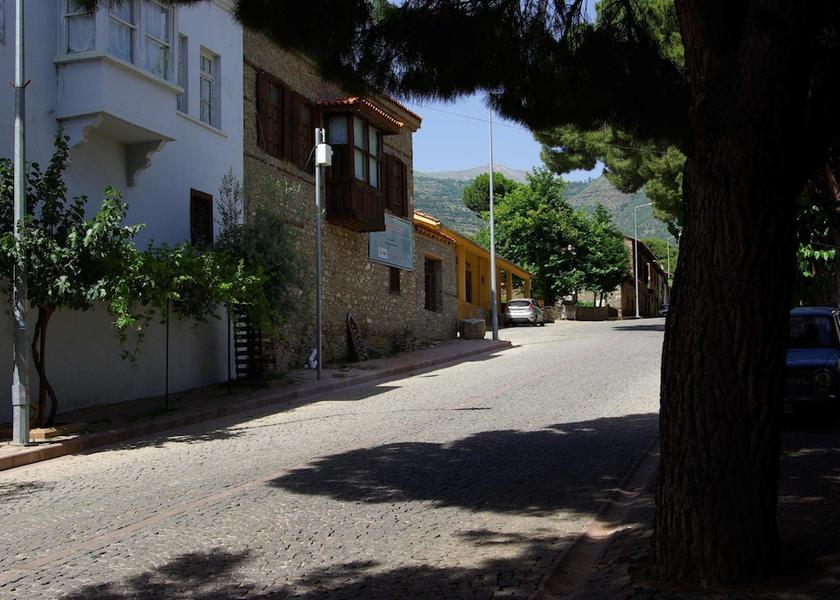 Izmir Ödemiş Exterior Detail