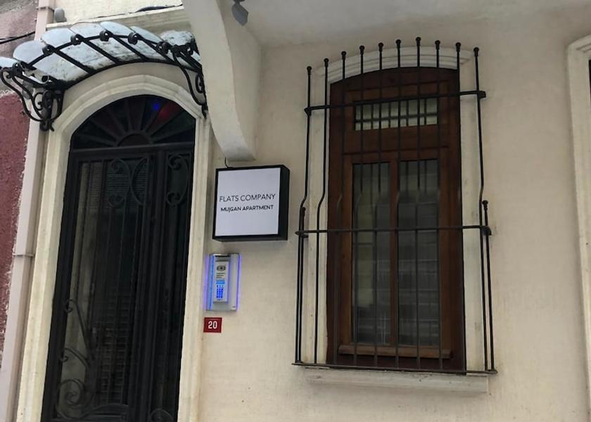  Istanbul Interior Entrance